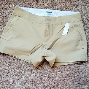 Old navy Chino shorts khaki size 4